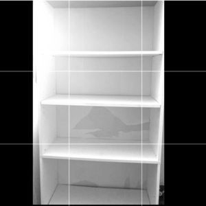I’m selling white shelf